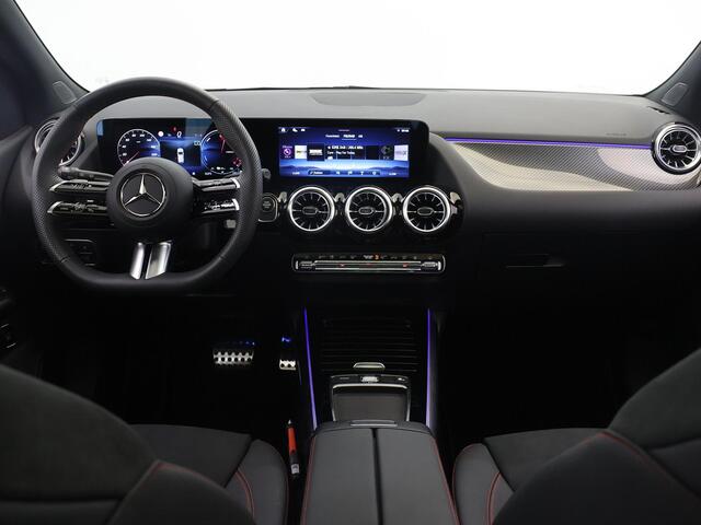 Mercedes-Benz B-KLASSE 250e Business Solution AMG | Panoramaschuifdak | Night | Winter pakket | Trekhaak | Stoelverwarming |