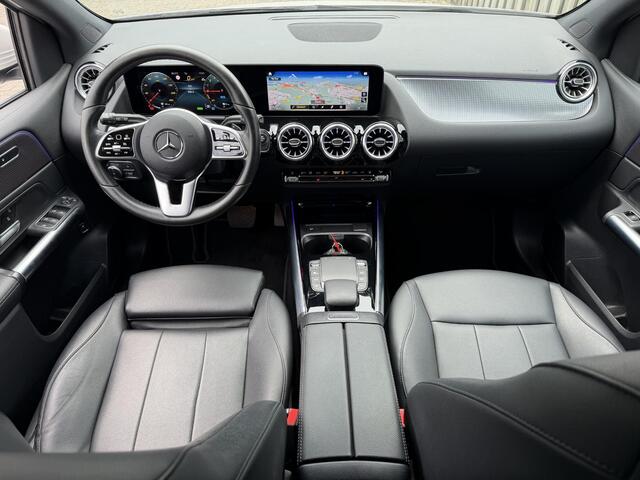 Mercedes-Benz B-KLASSE 250 e 18''/Leder/Stoelverwarming/Camera/Sfeerverlichting/Apple Carplay & Android Auto