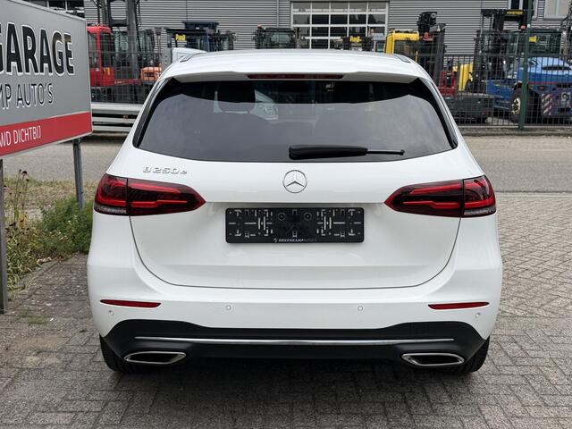 Mercedes-Benz B-KLASSE 250 e 18''/Leder/Stoelverwarming/Camera/Sfeerverlichting/Apple Carplay & Android Auto