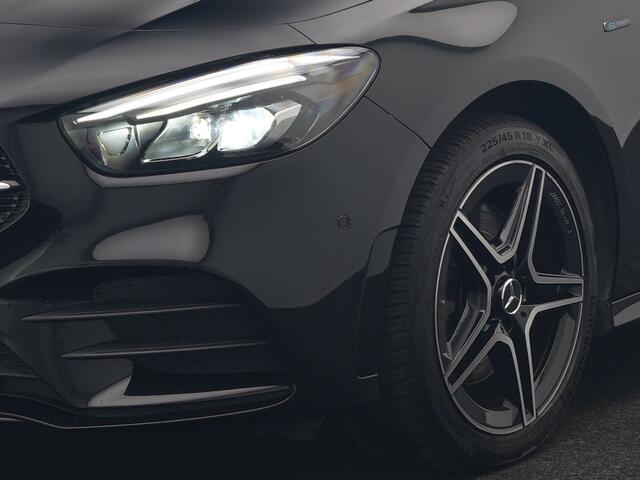 Mercedes-Benz B-KLASSE 250 e Business Solution AMG Limited PHEV 218pk Dealer O.H. | Burmester Audio | Alcantara Sportstoelen Verwarmd | Camera | Sfeerverlichting | Apple Carplay | Widescreen Navigatie | DAB | Plug In Hybrid |