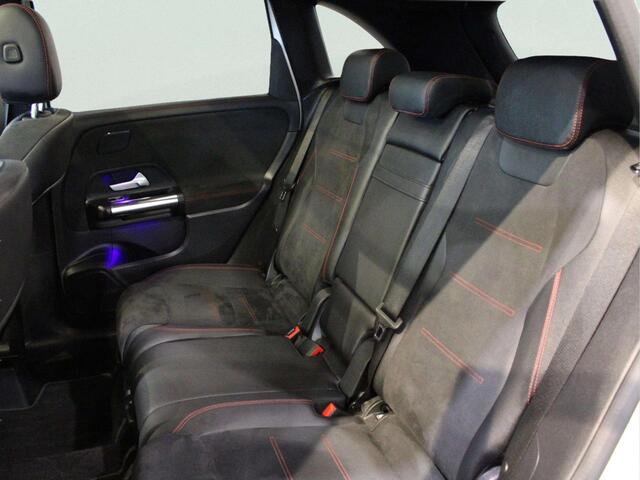 Mercedes-Benz B-KLASSE 180 Business Solution AMG Panorama dak