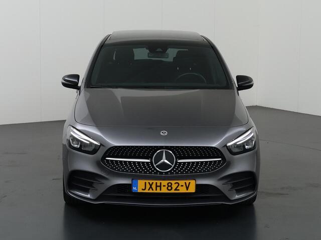 Mercedes-Benz B-KLASSE 250 e AMG Line | Panoramadak | Night pakket | Widescreen | Sfeerverlichting | Stoelverwarming |