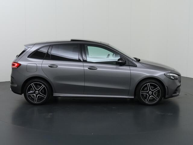 Mercedes-Benz B-KLASSE 250 e AMG Line | Panoramadak | Night pakket | Widescreen | Sfeerverlichting | Stoelverwarming |
