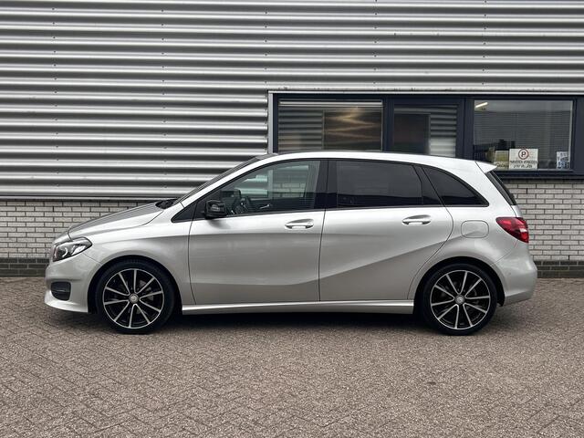 Mercedes-Benz B-KLASSE 180 Activity Edition | Navigatie | Cruise Control | Trekhaak