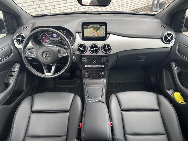Mercedes-Benz B-KLASSE 180 Activity Edition | Navigatie | Cruise Control | Trekhaak