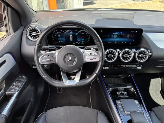 Mercedes-Benz B-KLASSE 250 e AMG / Schuifkanteldak / Trekhaak Afneembaar / Nieuwe Allseason Banden / SOH 92.1,% /