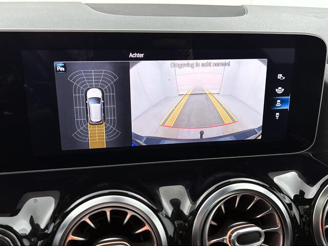 Mercedes-Benz B-KLASSE 180 Launch Edition Premium Plus | Trekhaak | Panoramadak | Multibeam LED | Stoelgeheugen | Sfeerverlichting |