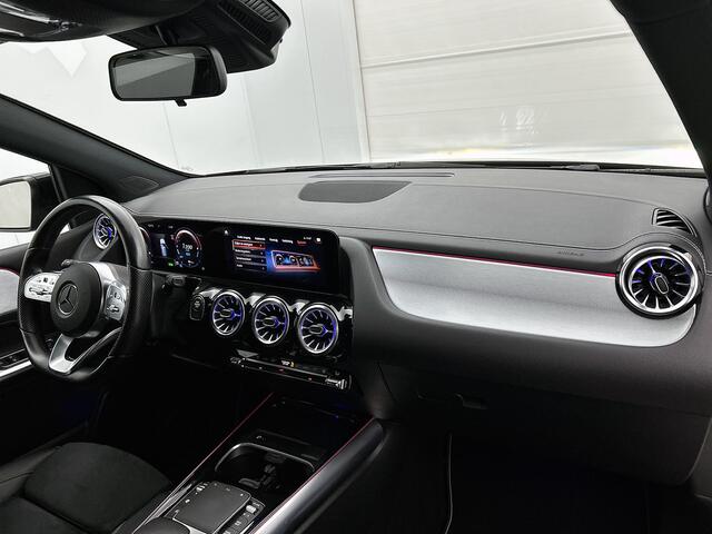 Mercedes-Benz B-KLASSE 250 e AMG Plug-In Hybride LIchtmetalen velgen | navigatie | MBUX wide screen| Sfeerverlichting | Night Pakket | Neerklapbare ach Inclusief 24 maanden MB Certified garantie voor Europa.