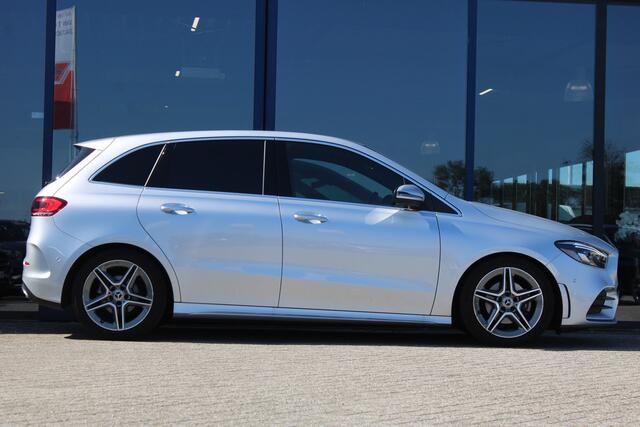Mercedes-Benz B-KLASSE 180 AUT7 AMG LINE SFEER KEY-LESS GO CARPLAY <<43.554KM>>