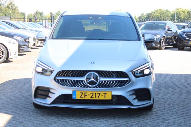 Mercedes-Benz B-KLASSE 180 AUT7 AMG LINE SFEER KEY-LESS GO CARPLAY <<43.554KM>>