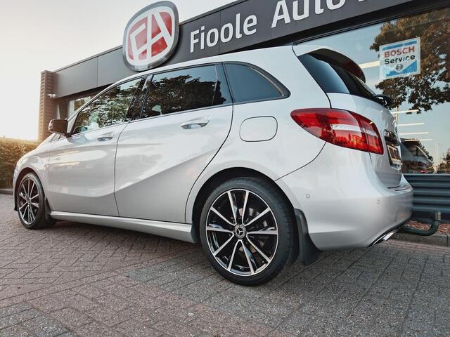 Mercedes-Benz B-KLASSE 200 Sports Tourer Camera, PDC V+A, Stoelverw.
