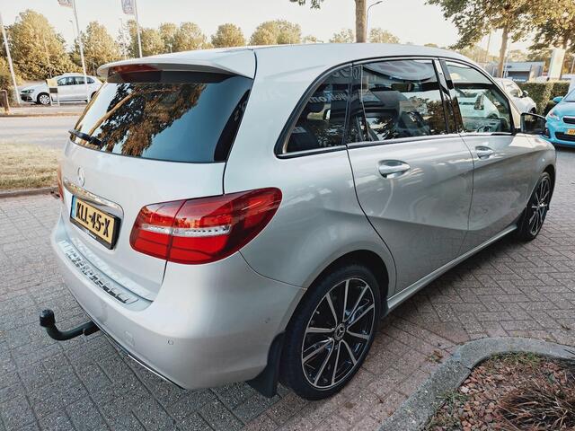 Mercedes-Benz B-KLASSE 200 Sports Tourer Camera, PDC V+A, Stoelverw.