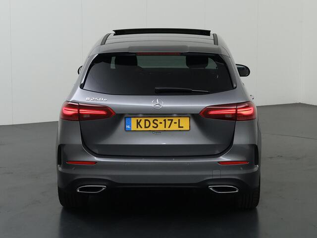 Mercedes-Benz B-KLASSE 250e Business Solution AMG | Panoramaschuifdak | Night | Winter pakket | Trekhaak | Stoelverwarming |