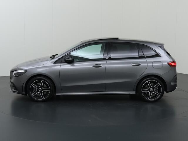 Mercedes-Benz B-KLASSE 250e Business Solution AMG | Panoramaschuifdak | Night | Winter pakket | Trekhaak | Stoelverwarming |
