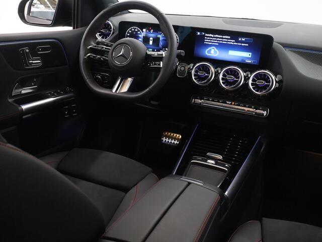 Mercedes-Benz B-KLASSE 250e Business Solution AMG | Panoramaschuifdak | Night | Winter pakket | Trekhaak | Stoelverwarming |