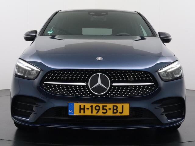Mercedes-Benz B-KLASSE 220 Launch Edition Premium | AMG | Keyless | Sfeerverlichting