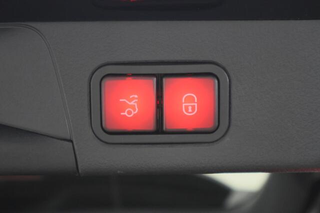 Mercedes-Benz B-KLASSE 250 e Business Line Camera, Cruise, Apple Carplay, LED, PDC, Sfeerverlichting, Trekhaak, 18''