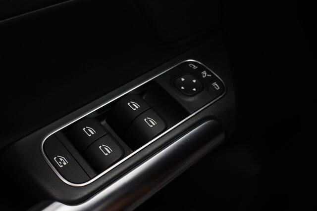 Mercedes-Benz B-KLASSE 250 e Business Line Camera, Cruise, Apple Carplay, LED, PDC, Sfeerverlichting, Trekhaak, 18''