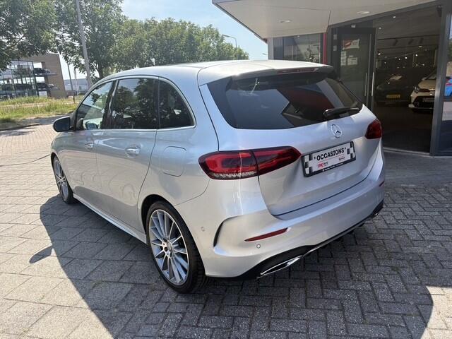 Mercedes-Benz B-KLASSE 200 AMG Line | Navi | Pano | Cruise | 49.809 km Dealeronderhouden