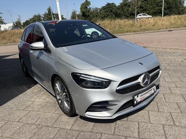 Mercedes-Benz B-KLASSE 200 AMG Line | Navi | Pano | Cruise | 49.809 km Dealeronderhouden