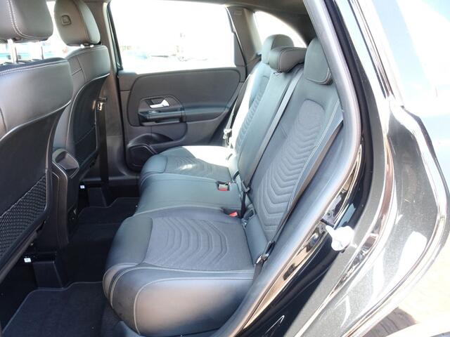 Mercedes-Benz B-KLASSE 250e Business Line Automaat Camera/LED/Half Leder