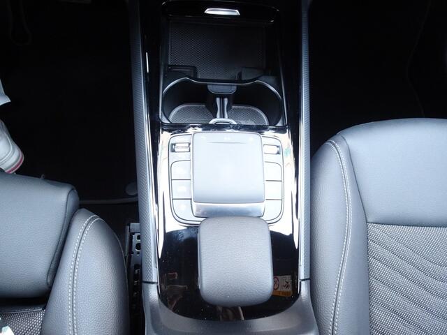 Mercedes-Benz B-KLASSE 250e Business Line Automaat Camera/LED/Half Leder
