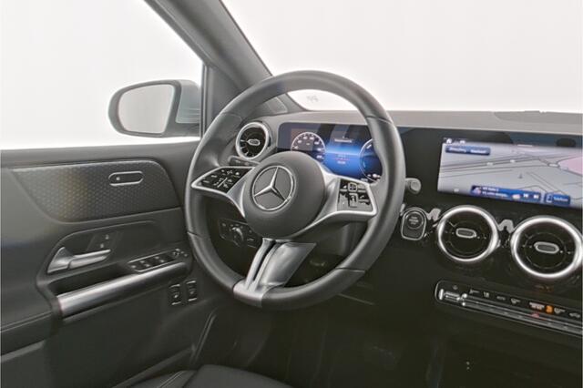 Mercedes-Benz B-KLASSE 250 e Plug-In Hybride Trekhaak | Ledkoplampen | Parkeerpakket met achteruitrijcamera | EASY PACK achterklep | Stoelverwarming. Inclusief 24 maanden Mercedes-Benz Certified garantie voor Europa.