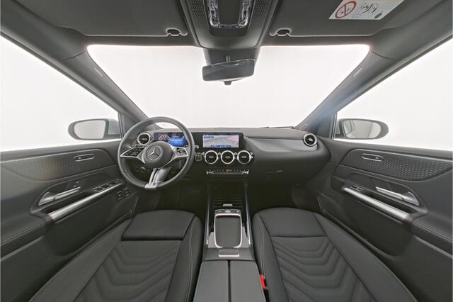Mercedes-Benz B-KLASSE 250 e Plug-In Hybride Trekhaak | Ledkoplampen | Parkeerpakket met achteruitrijcamera | EASY PACK achterklep | Stoelverwarming. Inclusief 24 maanden Mercedes-Benz Certified garantie voor Europa.