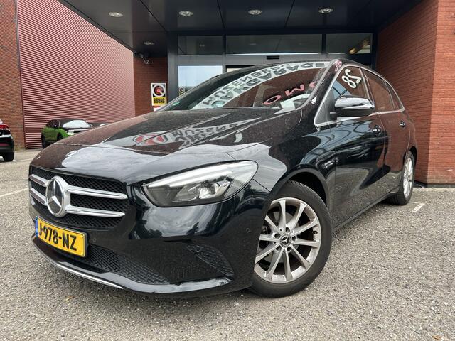 Mercedes-Benz B-KLASSE 180 Advantage // FULL LED // NAVI + CARPLAY // CAMERA // PDC V+A // STOELVERWARMING // ELEK. KOFFERKLEP