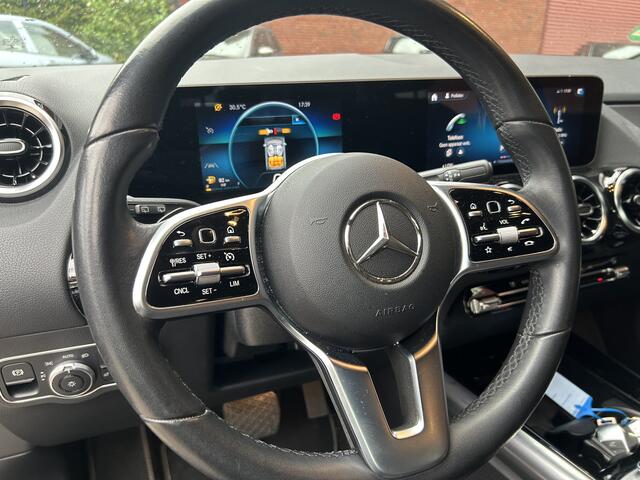 Mercedes-Benz B-KLASSE 180 Advantage // FULL LED // NAVI + CARPLAY // CAMERA // PDC V+A // STOELVERWARMING // ELEK. KOFFERKLEP