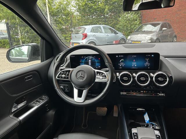Mercedes-Benz B-KLASSE 180 Advantage // FULL LED // NAVI + CARPLAY // CAMERA // PDC V+A // STOELVERWARMING // ELEK. KOFFERKLEP