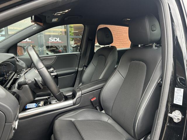 Mercedes-Benz B-KLASSE 180 Advantage // FULL LED // NAVI + CARPLAY // CAMERA // PDC V+A // STOELVERWARMING // ELEK. KOFFERKLEP