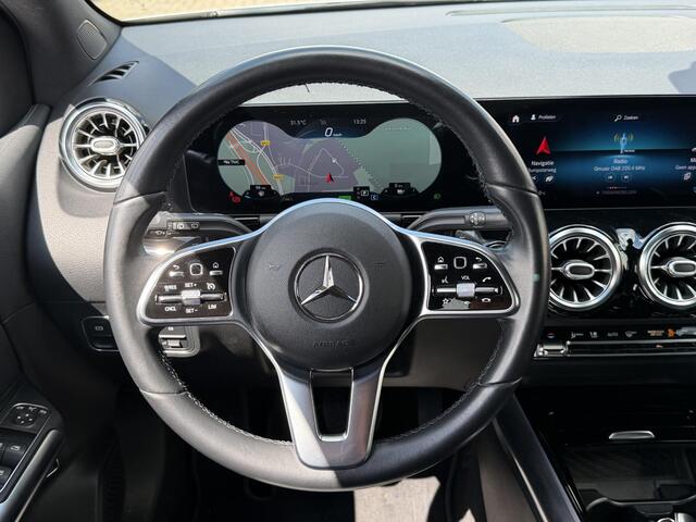 Mercedes-Benz B-KLASSE 250 e 18''/Sfeerverlichting/Navigatie/Camera/DAB/PDC v+a/Stoelverwarming/Apple Carplay & Android Auto