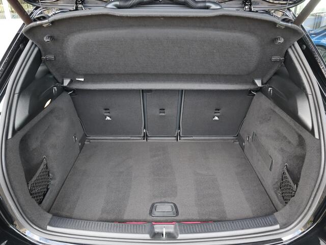 Mercedes-Benz B-KLASSE 250 e AMG Line l Keyless l Achteruitrij camera l Stoelverwarming