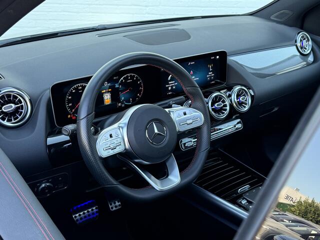 Mercedes-Benz B-KLASSE 200 Business Solution AMG | Pano | Memory | Camera | Keyless