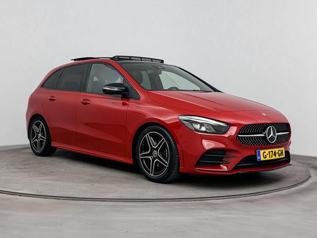 Mercedes-Benz B-KLASSE 180 Business Solution AMG | Schuif/kanteldak | Achteruitrij camera | Cruise control | Stoelverwarming | Navigatie |