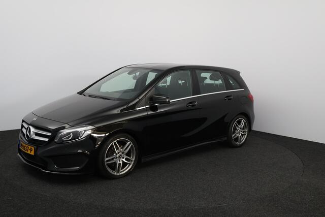 Mercedes-Benz B-KLASSE 180 Business Solution AMG/ AUTOMAAT!/ Zwarte-Hemel/ 18'' LMV/ LED Koplampen/ Keyless-GO/ Stoelverw./ Camera/ PDC V+A/ Half-Leder - Alcantara/ Navi/ Cruise/ Bluetooth/ Multi. Sportstuur.