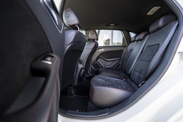 Mercedes-Benz B-KLASSE 180 AMG | Trekhaak | Camera | Carplay