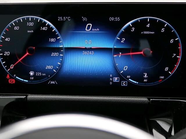 Mercedes-Benz B-KLASSE 180 Business Solution Luxury Ledkoplampen | Parkeerpakket met achteruitrijcamera | Sfeerverlichting | Easy-Pack achterklep | Stoelverwarming. Inclusief 24 maanden MB Certified garantie voor Europa.