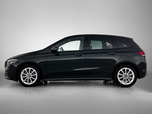 Mercedes-Benz B-KLASSE 250 e Hybride Premium Design AMG line / 1/2 Leder / Stoelverwarming / Pdc+Camera / Navigatie / Apk 01-2028
