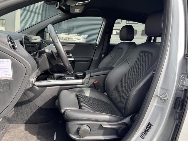 Mercedes-Benz B-KLASSE 180 Business Solution incl. Trekhaak Afneembaar!