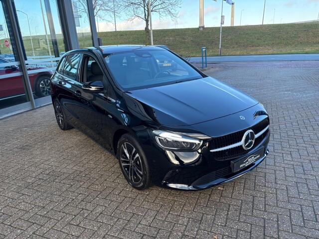 Mercedes-Benz B-KLASSE 250E AUTOMAAT LUXURY LINE NAVI PDC-CAMRERA STOELVW.