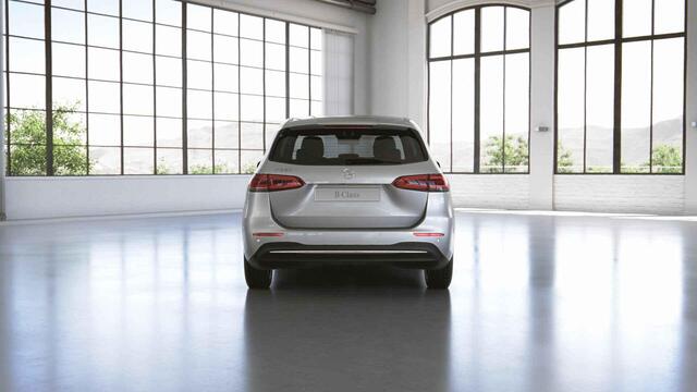 Mercedes-Benz B-KLASSE 220 Launch Edition Premium | 190Pk | Trekhaak 1600kg geremd | Augmented Reality | Sfeerverlichting | Achteruitrijcamera | Apple-/Android Carplay | Stoelverwarming | Elektrische achterklep |