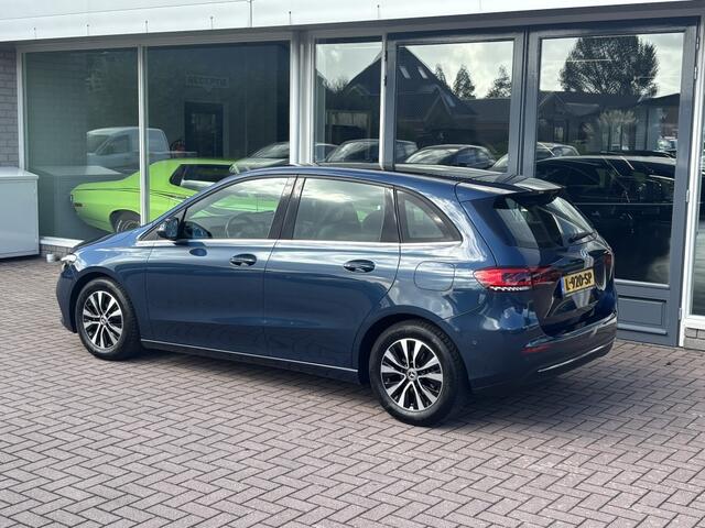 Mercedes-Benz B-KLASSE 180 Bus. Solution Automaat, Panodak, 1e eigenaar NL auto!!!!