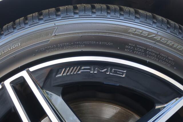 Mercedes-Benz B-KLASSE B180, AMG-Line, Dodehoek, Stoelverw, Trekhaak, Burmester incl subwoofer etc.