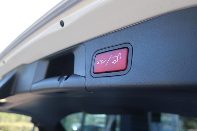 Mercedes-Benz B-KLASSE B180, AMG-Line, Dodehoek, Stoelverw, Trekhaak, Burmester incl subwoofer etc.