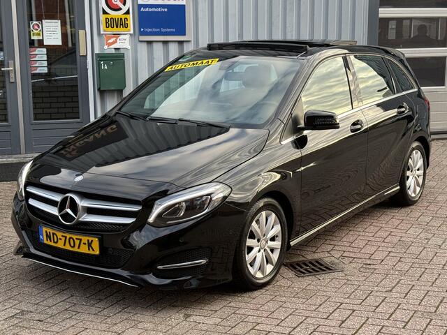 Mercedes-Benz B-KLASSE 180 Lease Edition Plus | AUTOMAAT | PANO | TREKHAAK | CAMERA | NAVI | CRUISE |
