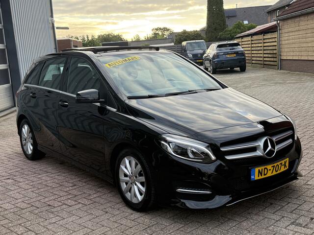 Mercedes-Benz B-KLASSE 180 Lease Edition Plus | AUTOMAAT | PANO | TREKHAAK | CAMERA | NAVI | CRUISE |