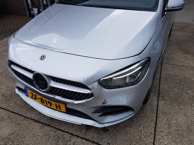 Mercedes-Benz B-KLASSE 180 Business Solution AMG
