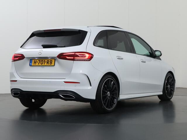 Mercedes-Benz B-KLASSE 220 Launch Edition Premium Plus | AMG | Panoramadak | Multispaaks lichtmetalen velgen | Memory |